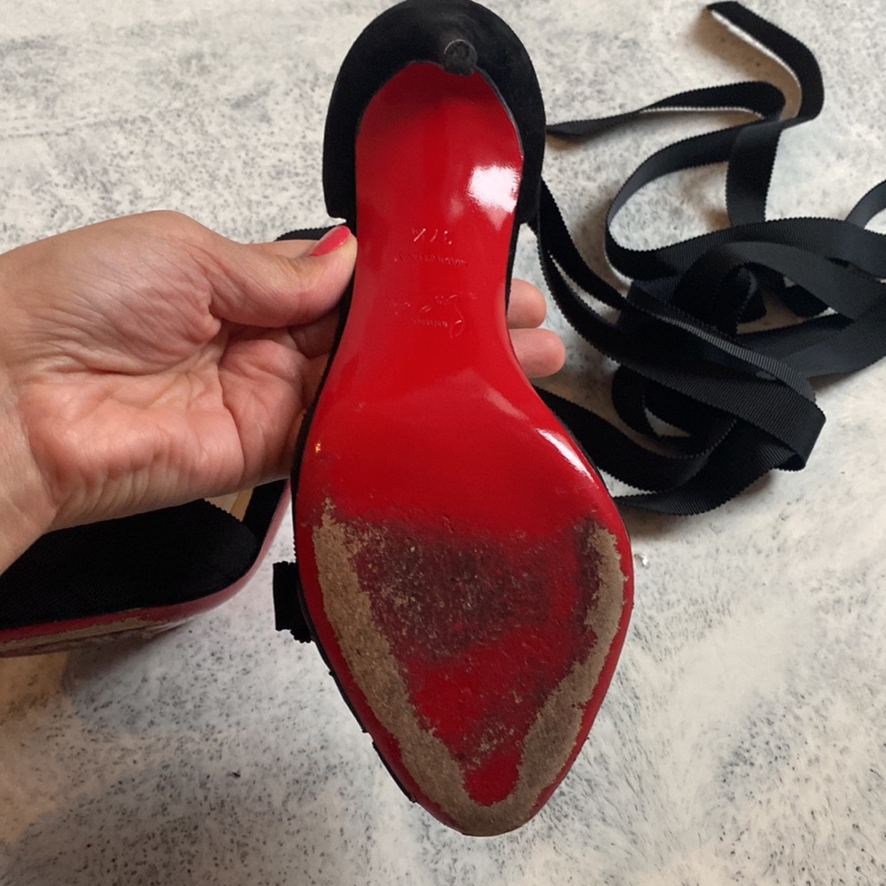 Louboutin Christeriva Black Sandals - Picture 6 of 8